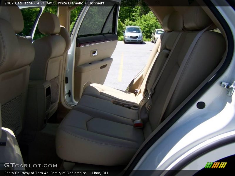 White Diamond / Cashmere 2007 Cadillac SRX 4 V6 AWD