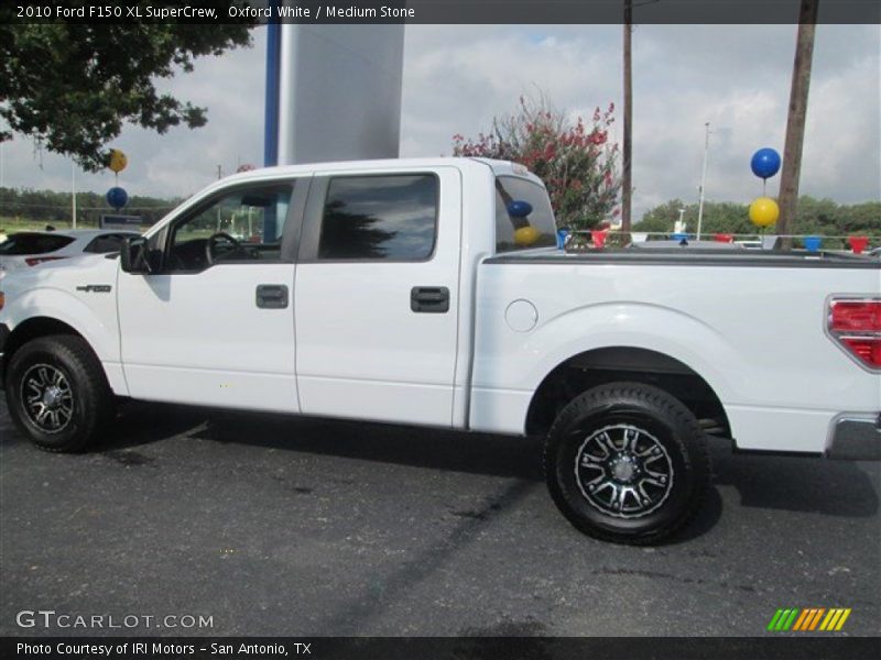 Oxford White / Medium Stone 2010 Ford F150 XL SuperCrew