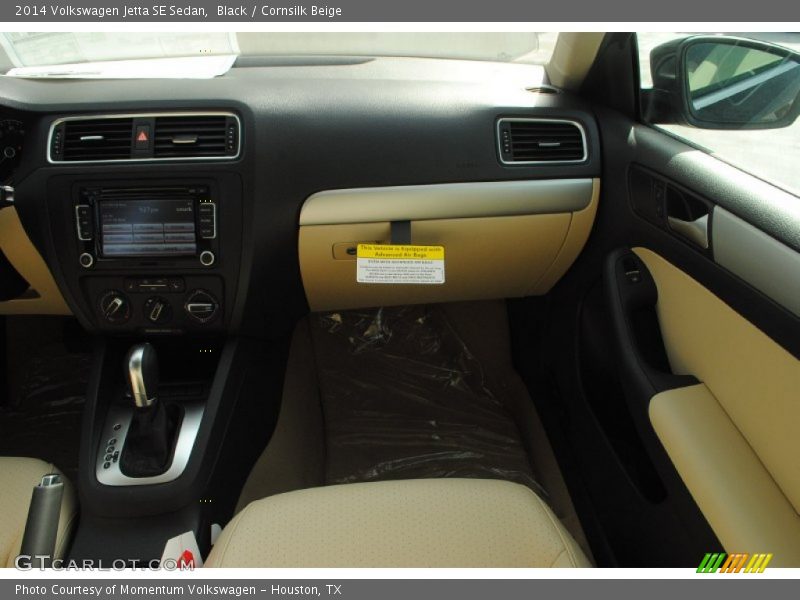 Black / Cornsilk Beige 2014 Volkswagen Jetta SE Sedan