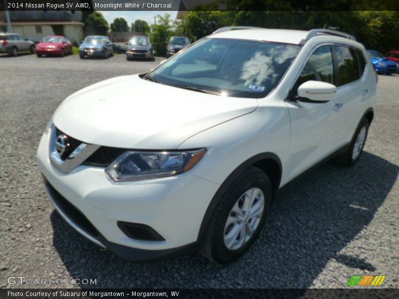 Moonlight White / Charcoal 2014 Nissan Rogue SV AWD
