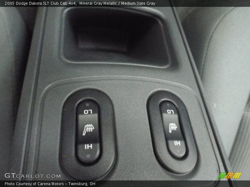 Mineral Gray Metallic / Medium Slate Gray 2005 Dodge Dakota SLT Club Cab 4x4