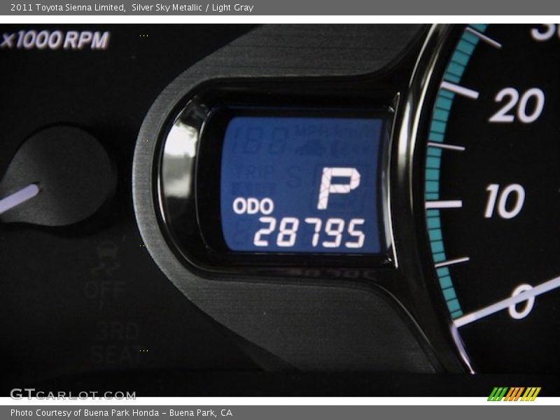 Silver Sky Metallic / Light Gray 2011 Toyota Sienna Limited