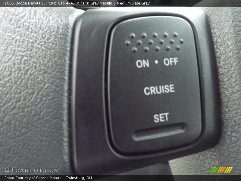 Mineral Gray Metallic / Medium Slate Gray 2005 Dodge Dakota SLT Club Cab 4x4