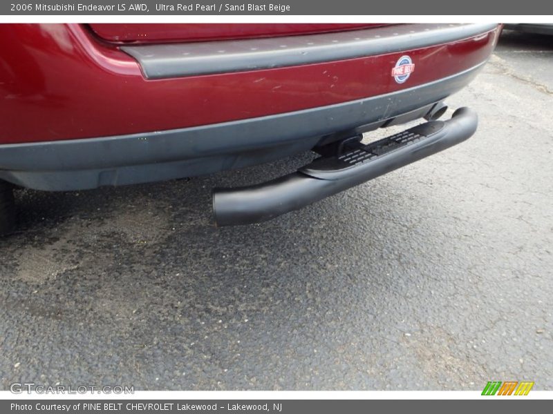Ultra Red Pearl / Sand Blast Beige 2006 Mitsubishi Endeavor LS AWD