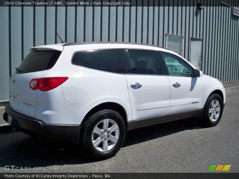 Summit White / Dark Gray/Light Gray 2009 Chevrolet Traverse LT AWD