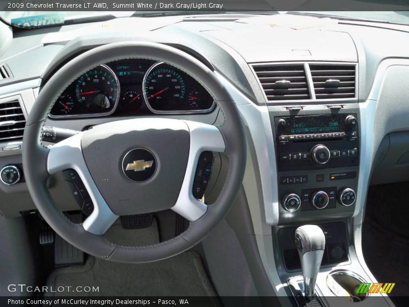 Summit White / Dark Gray/Light Gray 2009 Chevrolet Traverse LT AWD