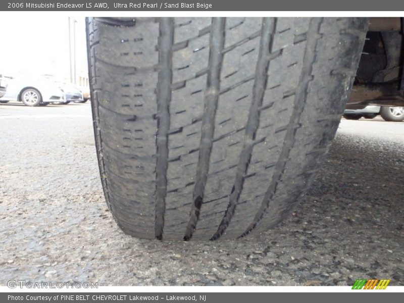 Ultra Red Pearl / Sand Blast Beige 2006 Mitsubishi Endeavor LS AWD