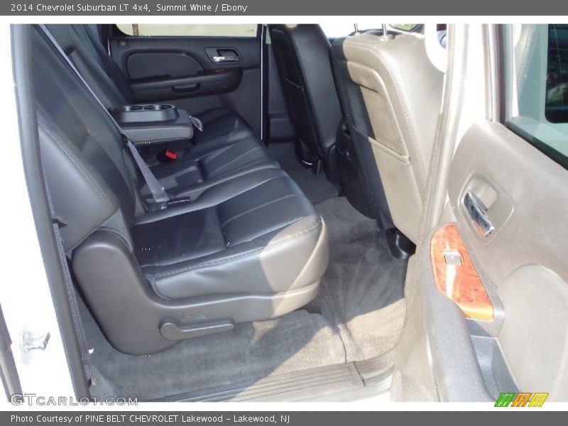 Summit White / Ebony 2014 Chevrolet Suburban LT 4x4