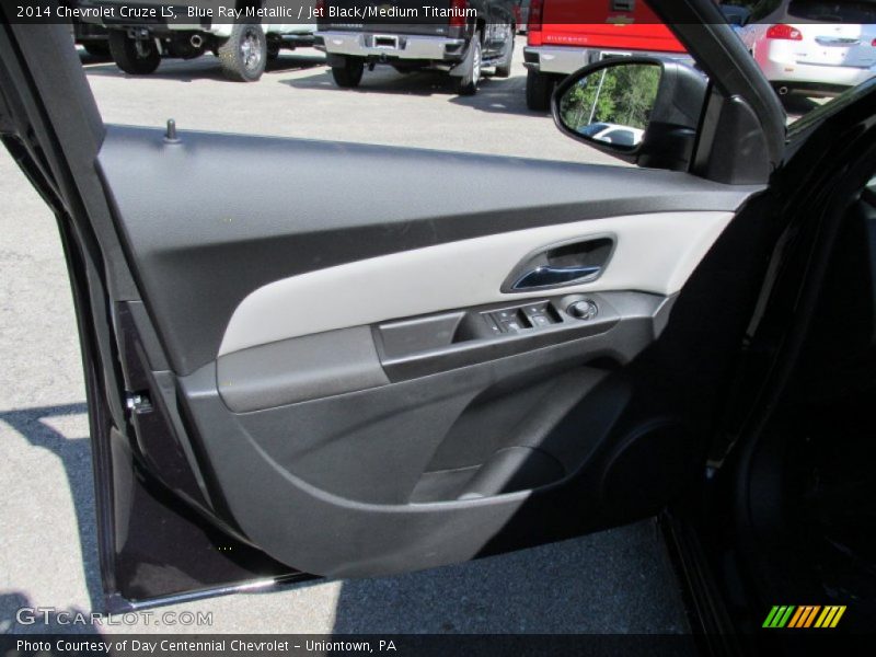 Blue Ray Metallic / Jet Black/Medium Titanium 2014 Chevrolet Cruze LS