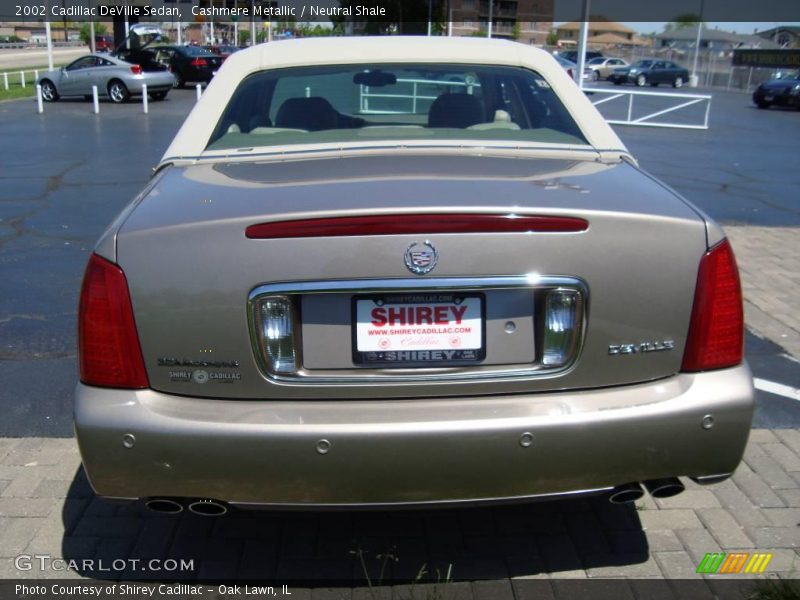 Cashmere Metallic / Neutral Shale 2002 Cadillac DeVille Sedan