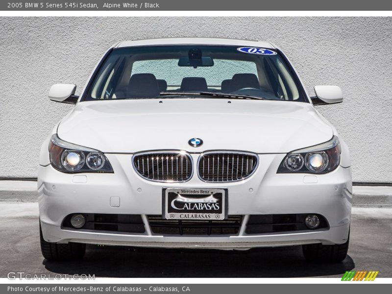 Alpine White / Black 2005 BMW 5 Series 545i Sedan