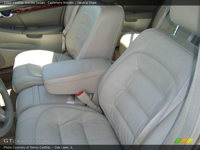 Cashmere Metallic / Neutral Shale 2002 Cadillac DeVille Sedan