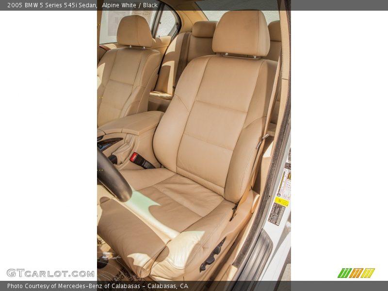 Alpine White / Black 2005 BMW 5 Series 545i Sedan