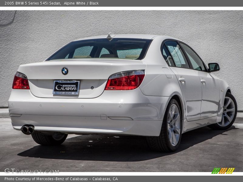 Alpine White / Black 2005 BMW 5 Series 545i Sedan