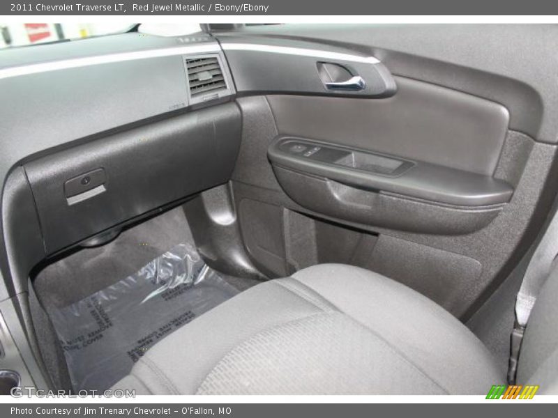 Red Jewel Metallic / Ebony/Ebony 2011 Chevrolet Traverse LT