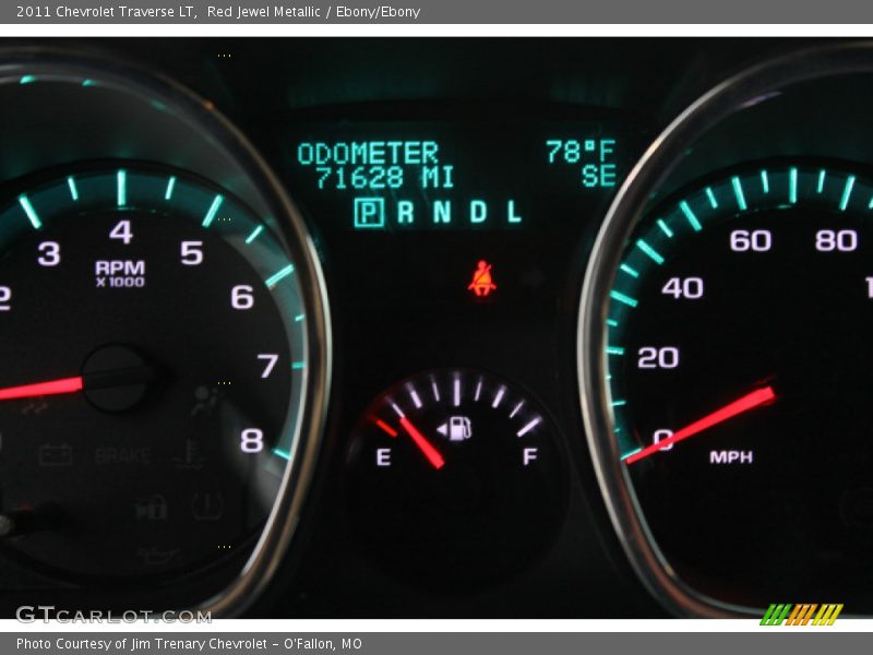 Red Jewel Metallic / Ebony/Ebony 2011 Chevrolet Traverse LT