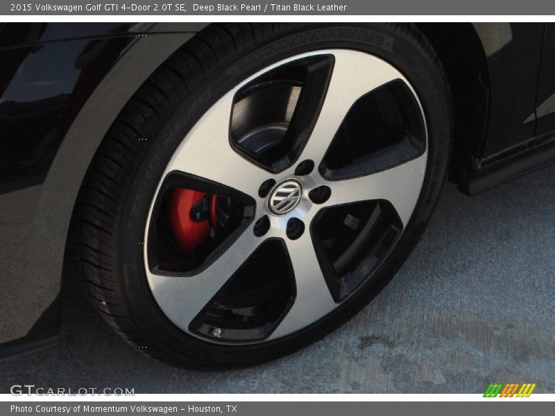 Deep Black Pearl / Titan Black Leather 2015 Volkswagen Golf GTI 4-Door 2.0T SE