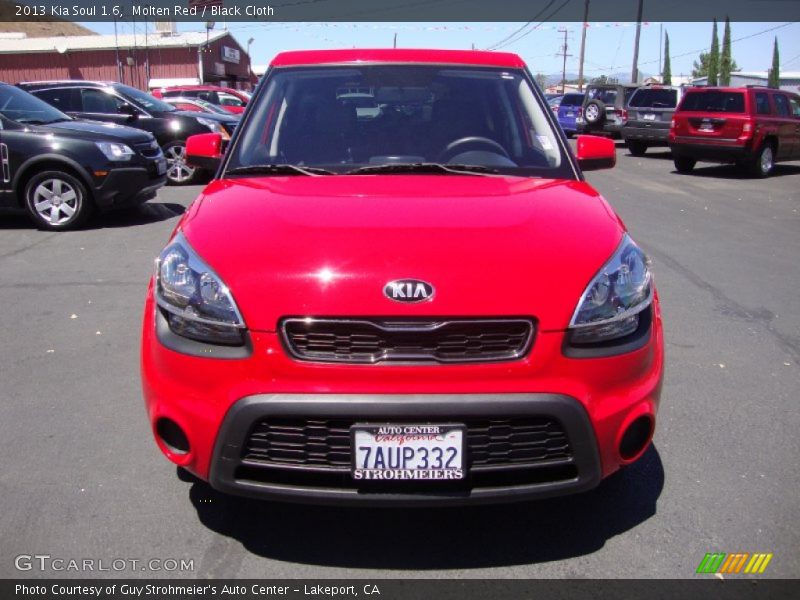 Molten Red / Black Cloth 2013 Kia Soul 1.6