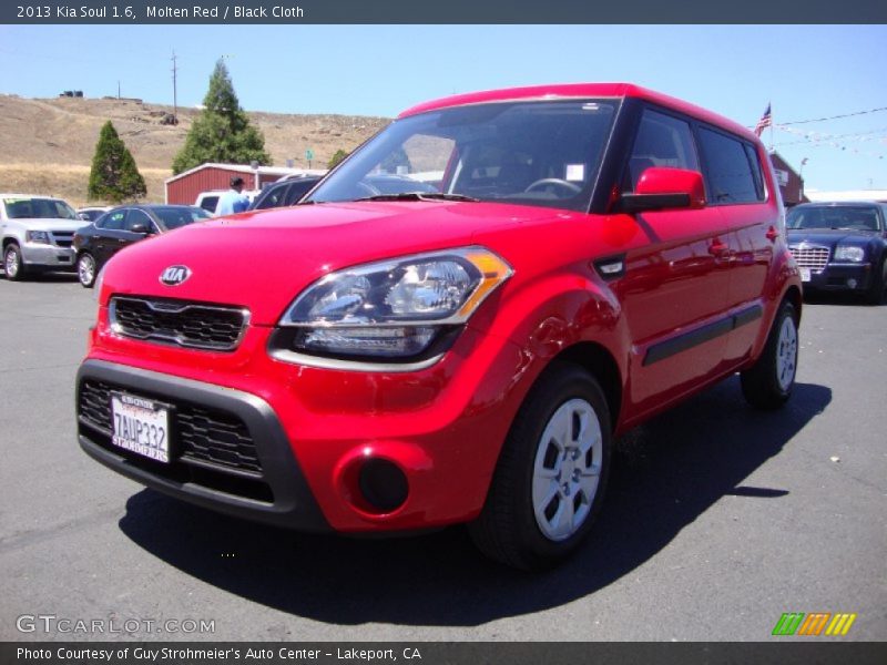 Molten Red / Black Cloth 2013 Kia Soul 1.6