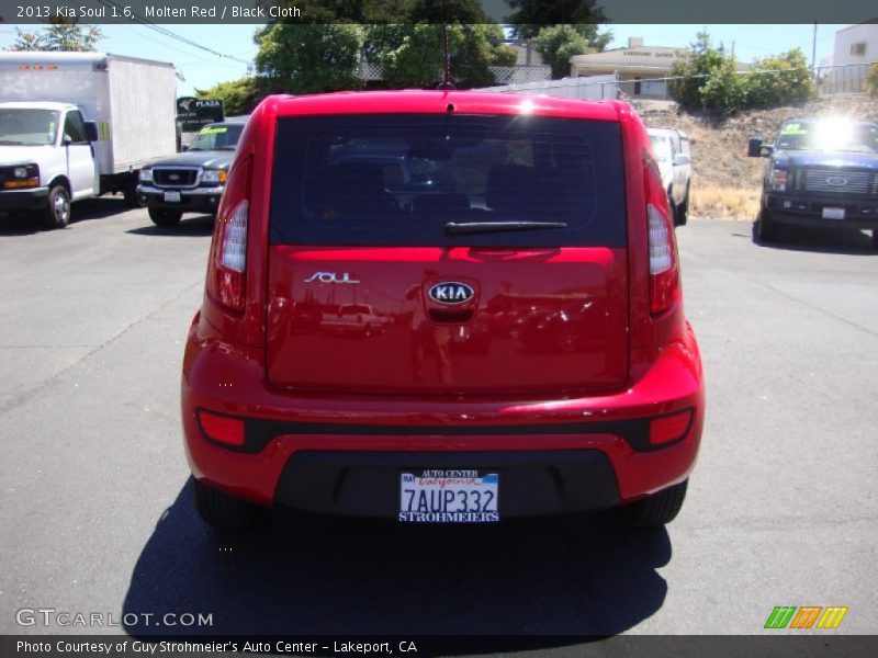 Molten Red / Black Cloth 2013 Kia Soul 1.6