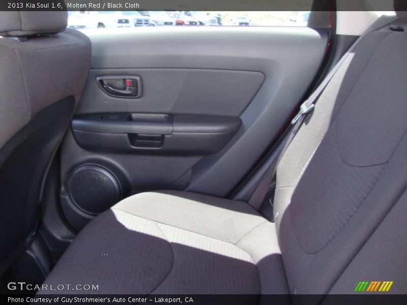 Molten Red / Black Cloth 2013 Kia Soul 1.6