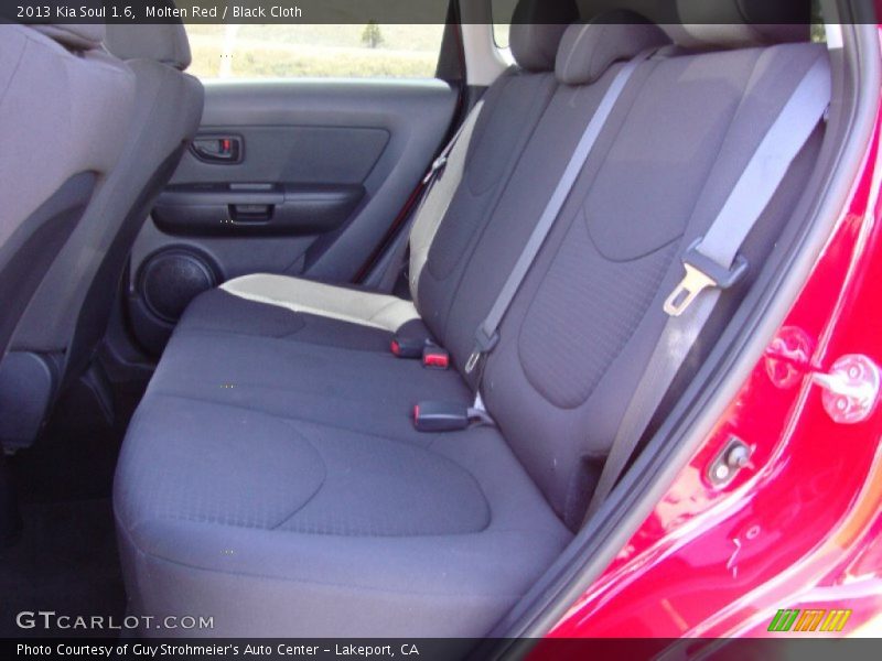 Molten Red / Black Cloth 2013 Kia Soul 1.6