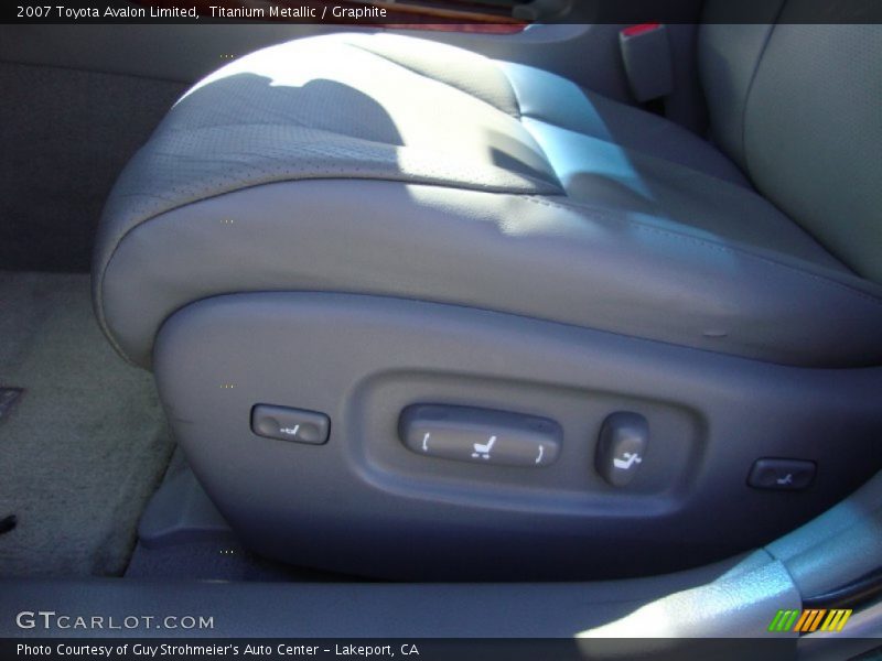 Titanium Metallic / Graphite 2007 Toyota Avalon Limited