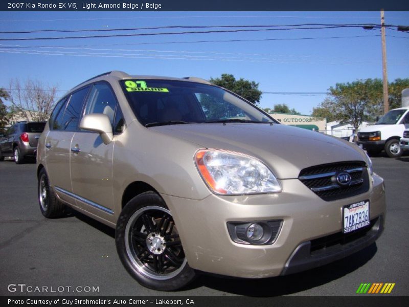 Light Almond Beige / Beige 2007 Kia Rondo EX V6