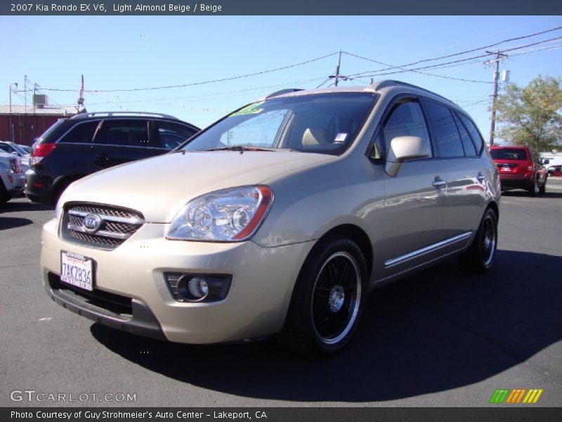 Light Almond Beige / Beige 2007 Kia Rondo EX V6