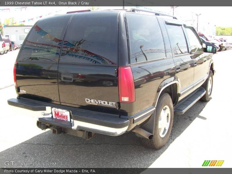 Onyx Black / Gray 1999 Chevrolet Tahoe LT 4x4