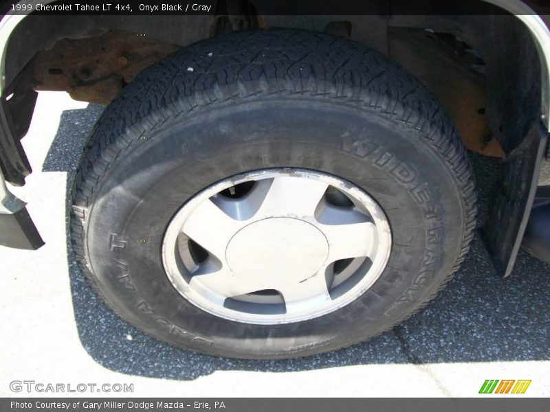 Onyx Black / Gray 1999 Chevrolet Tahoe LT 4x4