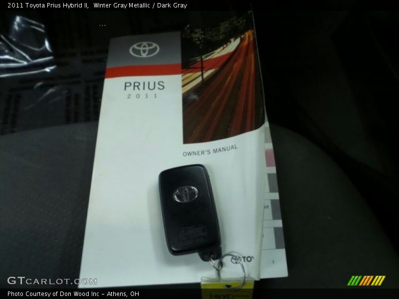Winter Gray Metallic / Dark Gray 2011 Toyota Prius Hybrid II