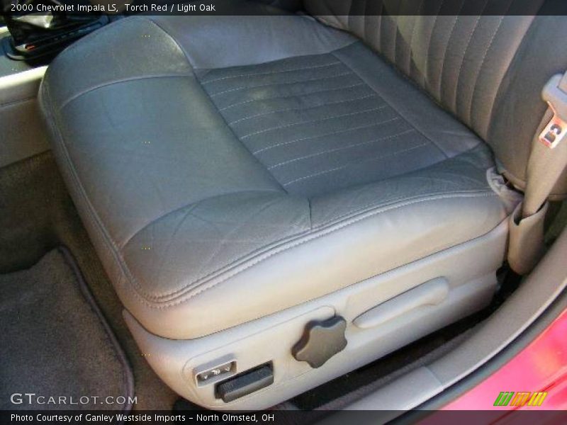 Torch Red / Light Oak 2000 Chevrolet Impala LS