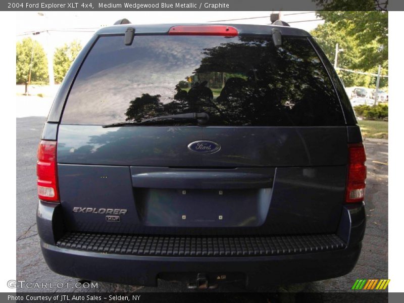 Medium Wedgewood Blue Metallic / Graphite 2004 Ford Explorer XLT 4x4