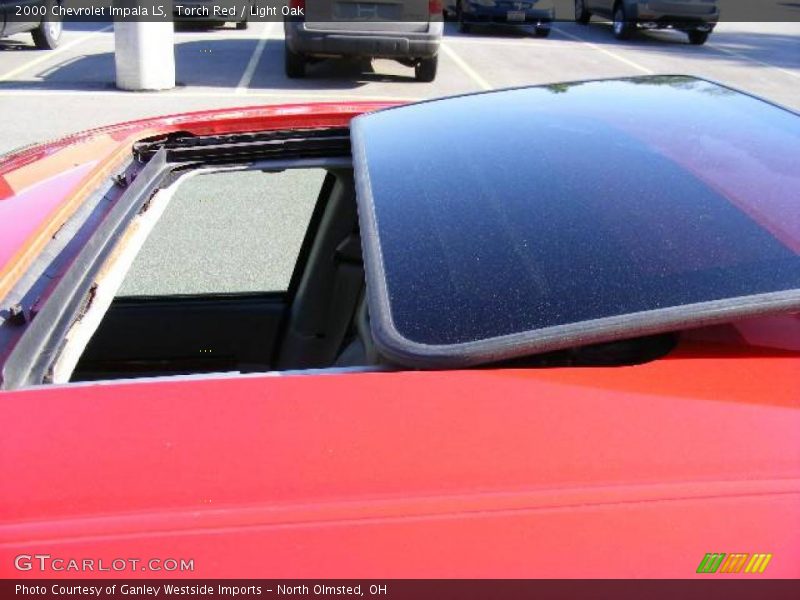 Torch Red / Light Oak 2000 Chevrolet Impala LS