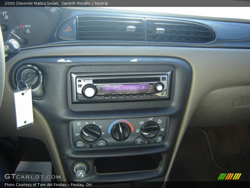 Sandrift Metallic / Neutral 2000 Chevrolet Malibu Sedan