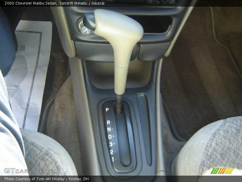 Sandrift Metallic / Neutral 2000 Chevrolet Malibu Sedan