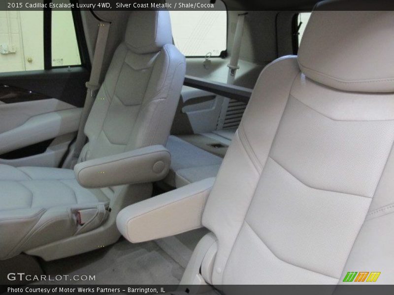 Silver Coast Metallic / Shale/Cocoa 2015 Cadillac Escalade Luxury 4WD