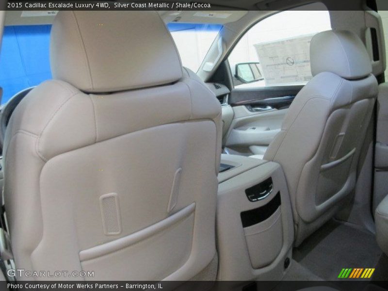 Silver Coast Metallic / Shale/Cocoa 2015 Cadillac Escalade Luxury 4WD