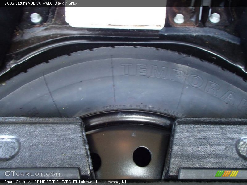 Black / Gray 2003 Saturn VUE V6 AWD