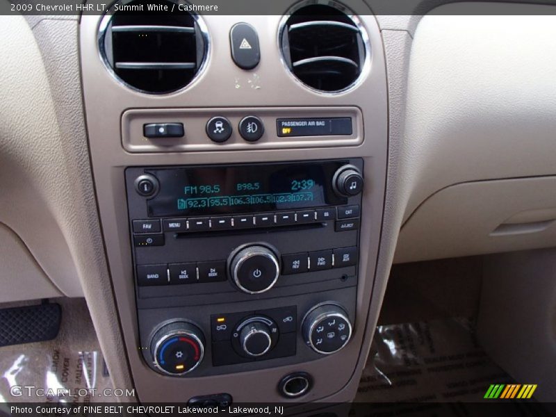 Summit White / Cashmere 2009 Chevrolet HHR LT