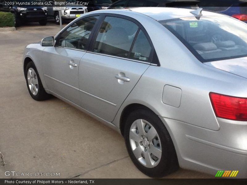 Bright Silver / Gray 2009 Hyundai Sonata GLS