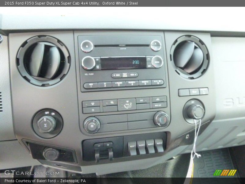Oxford White / Steel 2015 Ford F350 Super Duty XL Super Cab 4x4 Utility