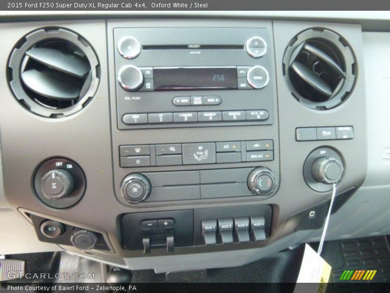 Controls of 2015 F250 Super Duty XL Regular Cab 4x4