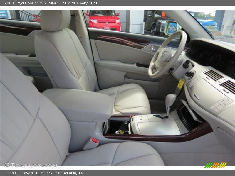Silver Pine Mica / Ivory Beige 2008 Toyota Avalon XLS