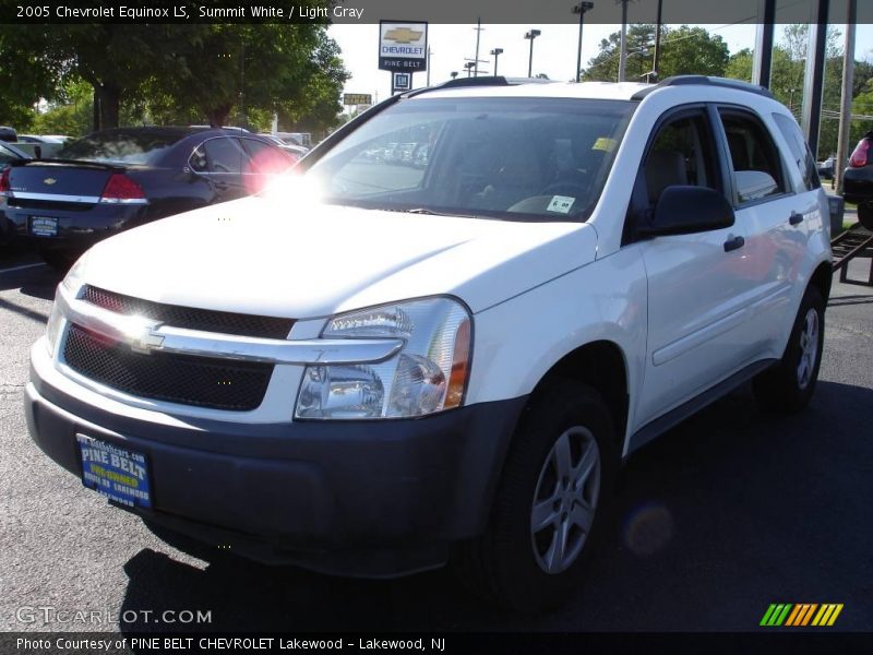Summit White / Light Gray 2005 Chevrolet Equinox LS