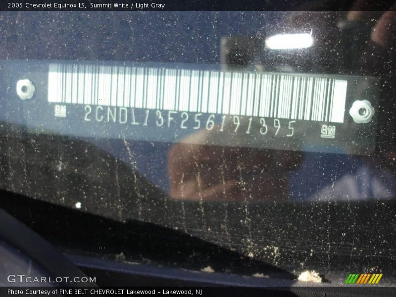 Summit White / Light Gray 2005 Chevrolet Equinox LS