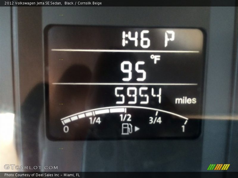 Black / Cornsilk Beige 2012 Volkswagen Jetta SE Sedan