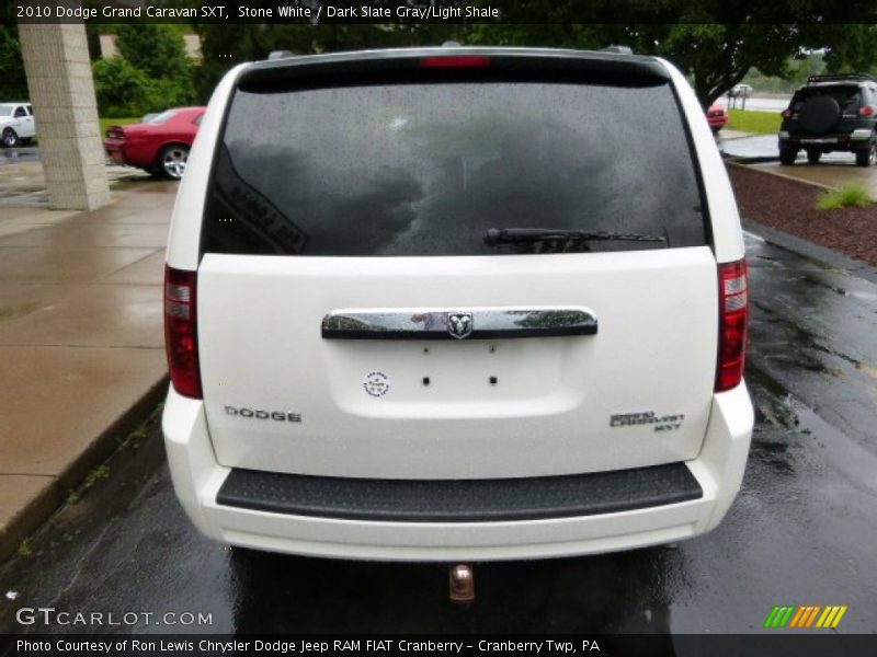 Stone White / Dark Slate Gray/Light Shale 2010 Dodge Grand Caravan SXT