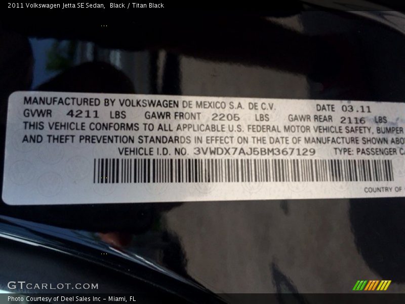 Black / Titan Black 2011 Volkswagen Jetta SE Sedan